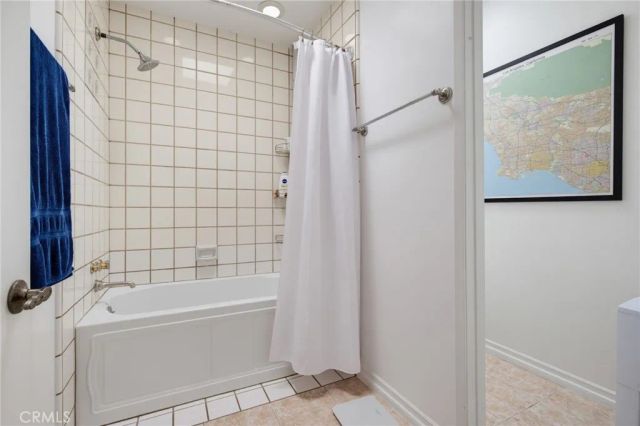 1850 Midvale Avenue 13, Los Angeles, CA 90025