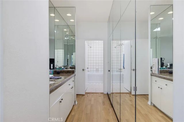 1850 Midvale Avenue 13, Los Angeles, CA 90025