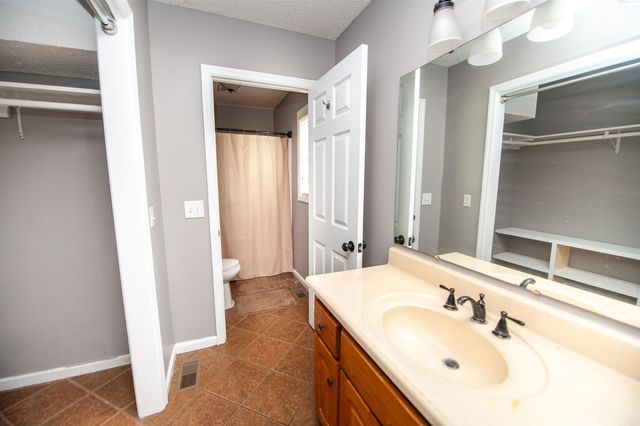 1026 Anderson Road, Chesnee, SC 29323