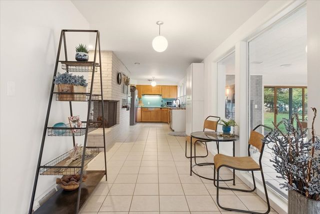 6550 N Winston Ct, Columbus, OH 43235