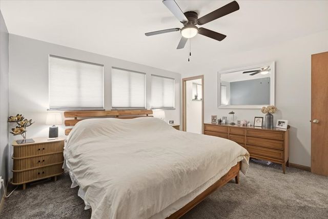 6550 N Winston Ct, Columbus, OH 43235