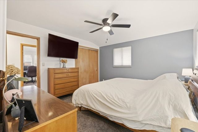 6550 N Winston Ct, Columbus, OH 43235