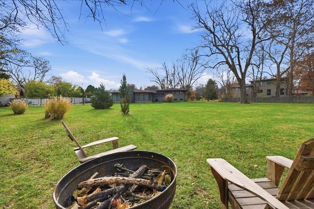 6550 N Winston Ct, Columbus, OH 43235