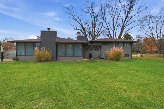 6550 N Winston Ct, Columbus, OH 43235