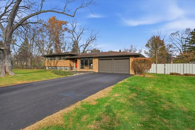 6550 N Winston Ct, Columbus, OH 43235