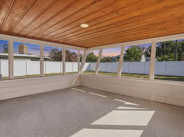 10416 ORANGE BLOSSOM LANE, Seminole, FL 33772