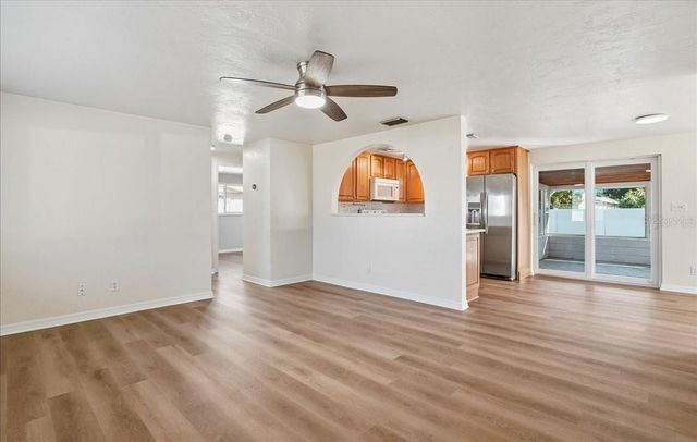 10416 ORANGE BLOSSOM LANE, Seminole, FL 33772