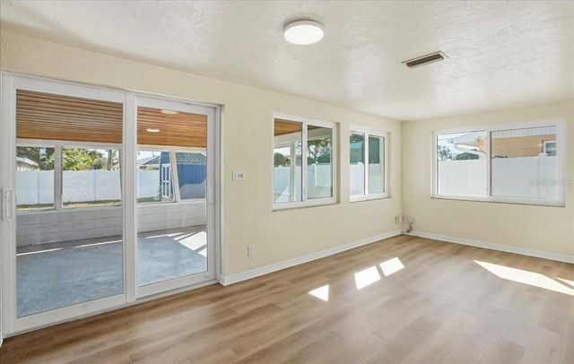 10416 ORANGE BLOSSOM LANE, Seminole, FL 33772