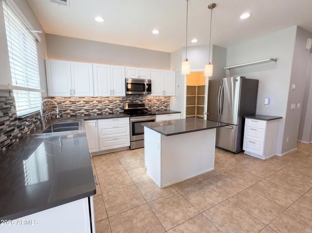 6823 W MORNING VISTA Drive, Peoria, AZ 85383
