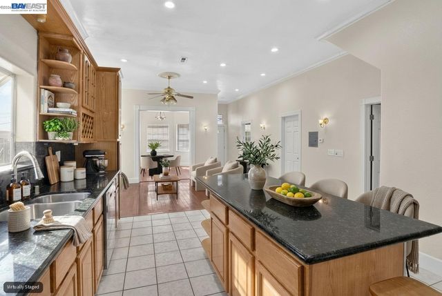 2244 E 20Th St, Oakland, CA 94606