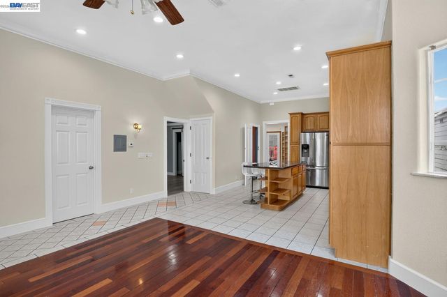 2244 E 20Th St, Oakland, CA 94606