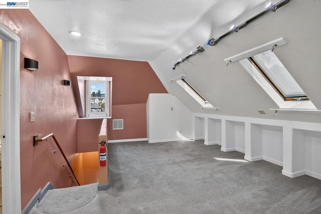 2244 E 20Th St, Oakland, CA 94606