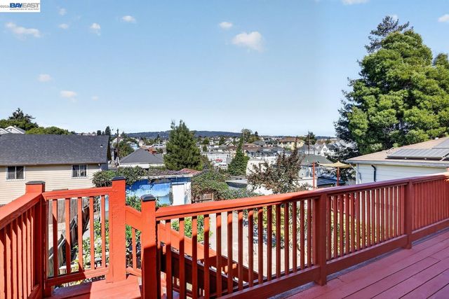 2244 E 20Th St, Oakland, CA 94606