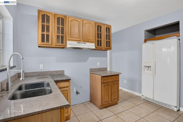 2244 E 20Th St, Oakland, CA 94606