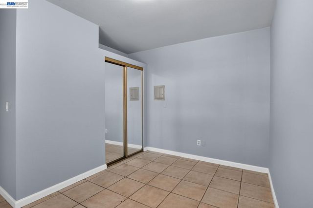 2244 E 20Th St, Oakland, CA 94606