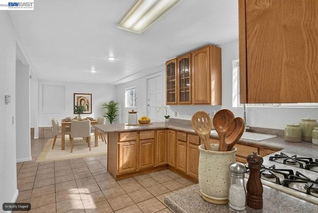 2244 E 20Th St, Oakland, CA 94606