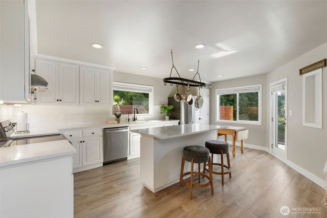 5818 Reid Drive NW, Gig Harbor, WA 98335