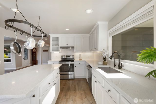 5818 Reid Drive NW, Gig Harbor, WA 98335