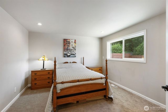 5818 Reid Drive NW, Gig Harbor, WA 98335