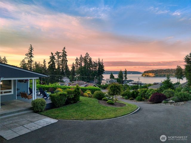 5818 Reid Drive NW, Gig Harbor, WA 98335