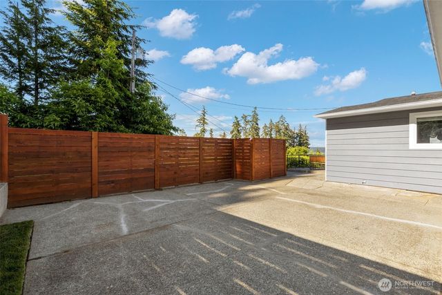 5818 Reid Drive NW, Gig Harbor, WA 98335