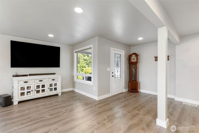 5818 Reid Drive NW, Gig Harbor, WA 98335