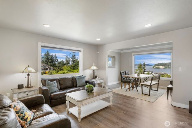 5818 Reid Drive NW, Gig Harbor, WA 98335