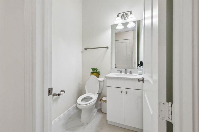 11760 E Eastlake Court, Parkland, FL 33076