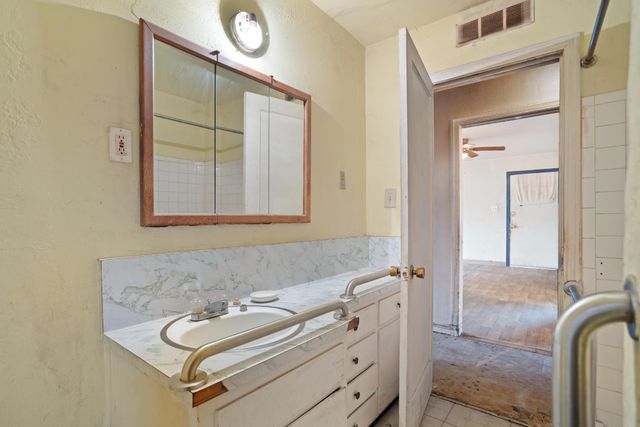 3469 Reyman Ln, Loomis, CA 95650