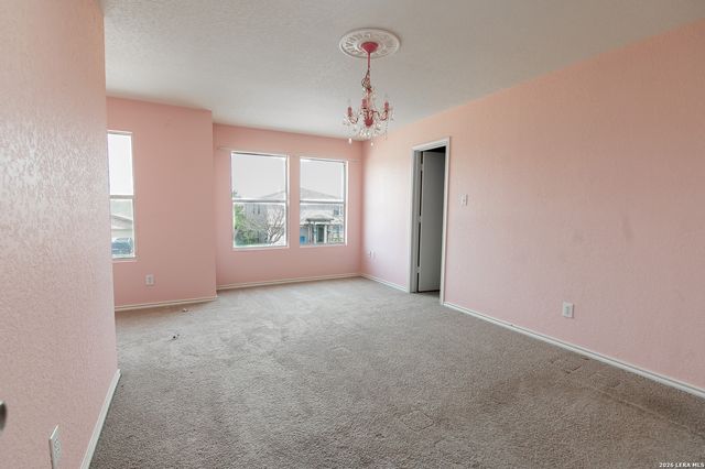 655 Northlake, New Braunfels, TX 78130