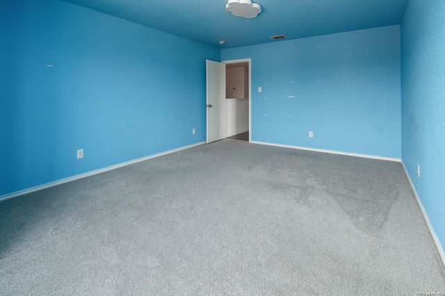 655 Northlake, New Braunfels, TX 78130