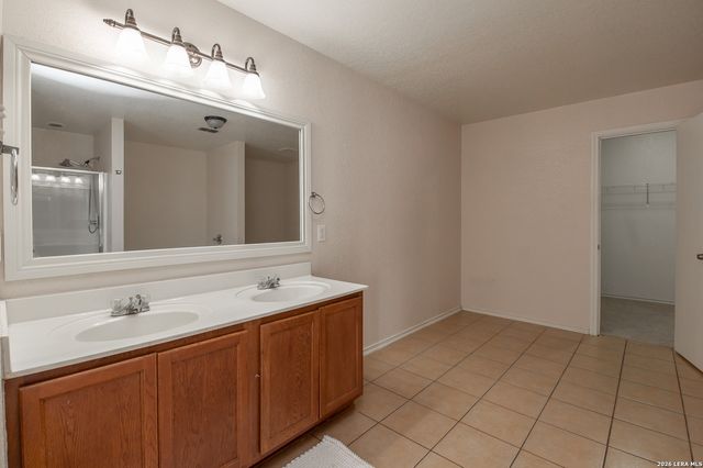 655 Northlake, New Braunfels, TX 78130