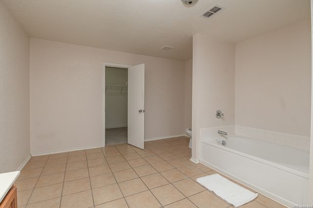 655 Northlake, New Braunfels, TX 78130