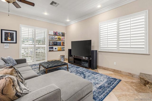 1230 W Brookes Ave, San Diego, CA 92103
