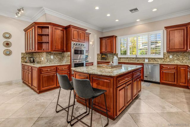 1230 W Brookes Ave, San Diego, CA 92103