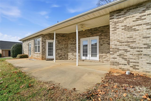 1855 Cameron Heights Circle, Denver, NC 28037