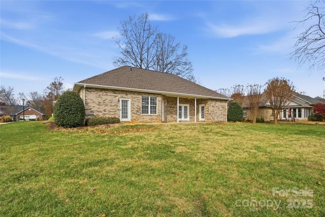 1855 Cameron Heights Circle, Denver, NC 28037