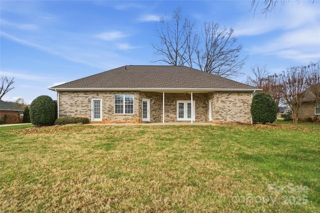 1855 Cameron Heights Circle, Denver, NC 28037