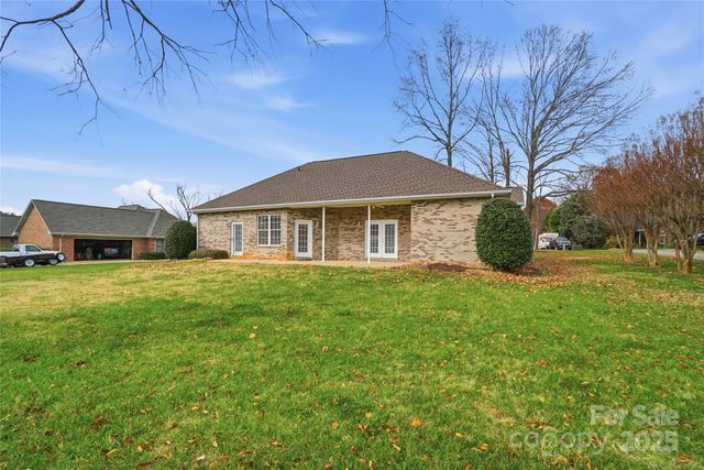 1855 Cameron Heights Circle, Denver, NC 28037