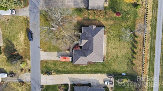 1855 Cameron Heights Circle, Denver, NC 28037