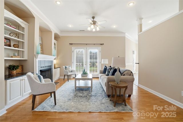 1855 Cameron Heights Circle, Denver, NC 28037