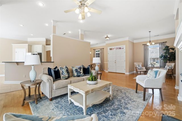 1855 Cameron Heights Circle, Denver, NC 28037