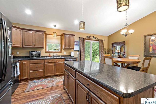 124 Harbor Hill Drive, Mankato, MN 56001