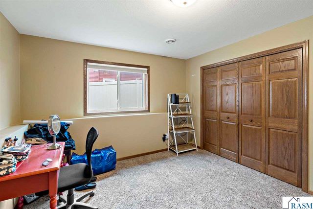 124 Harbor Hill Drive, Mankato, MN 56001
