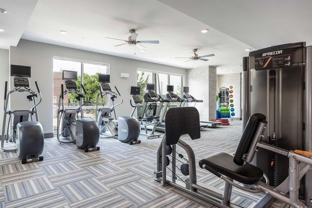 1111 N Durham Drive 302, Houston, TX 77008