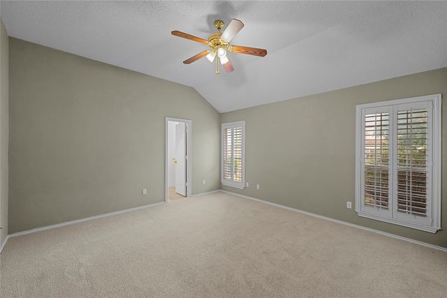 420 Alamo Drive, Mcgregor, TX 76657