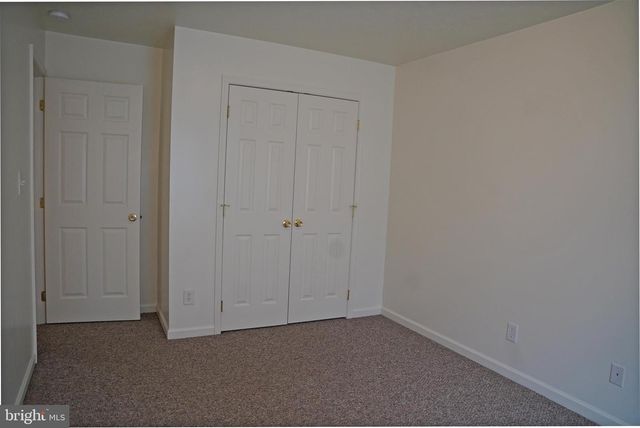 122 SINKER DR, Inwood, WV 25428