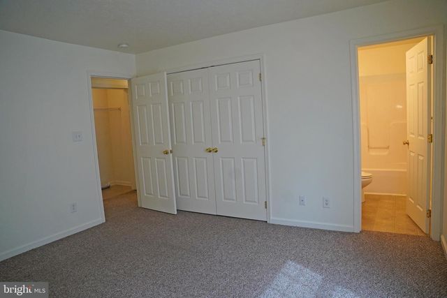 122 SINKER DR, Inwood, WV 25428