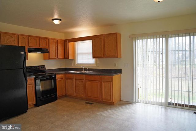 122 SINKER DR, Inwood, WV 25428