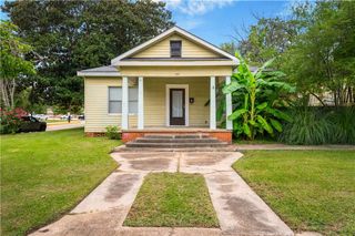 2028 ELLIOTT Street, Alexandria, LA 71301